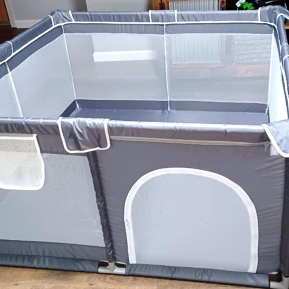 Baby playpen